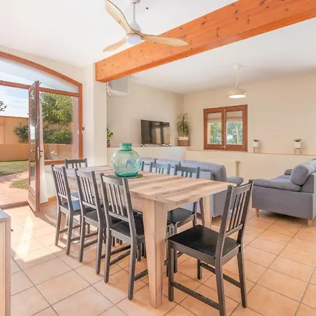 Mas Mare De La Font 27 Personas Tatil Evi